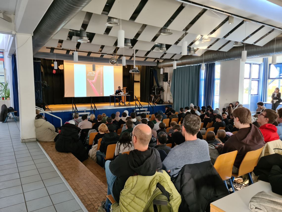 2026.01.25 Lesung2 - IGS-Hermann-Ehlers-Schule Wiesbaden